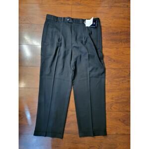 NWT - Cutter & Buck Pleated Pants - Black - Sz: 38x30